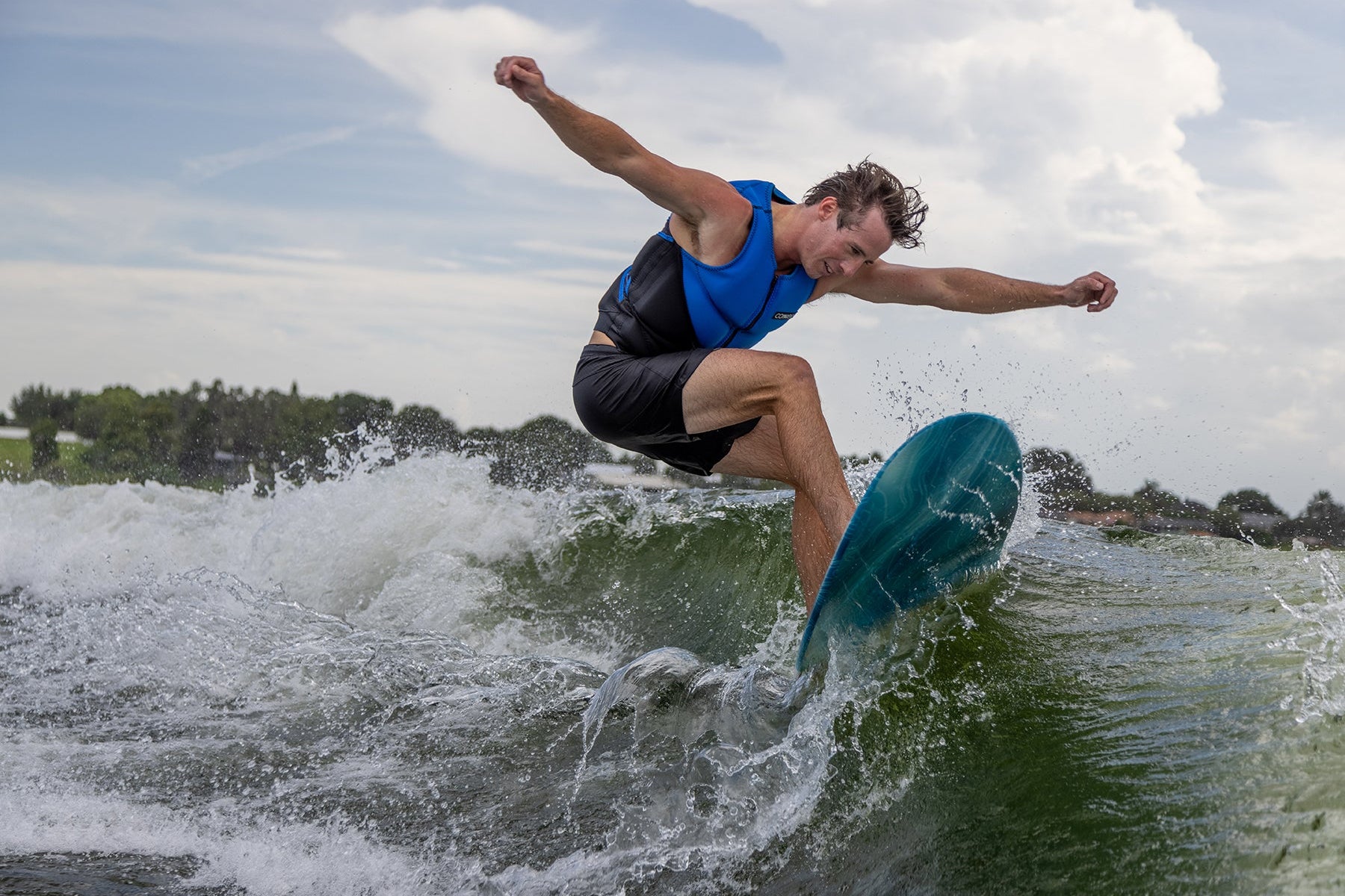 WAKESURFERS - Connelly Skis NZ